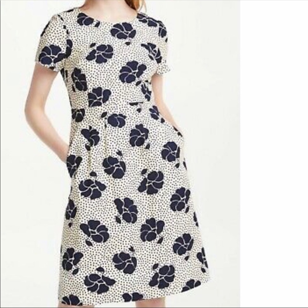 NWT Boden Sierra floral print textured midi dress w/ pockets blue / white sise 8
